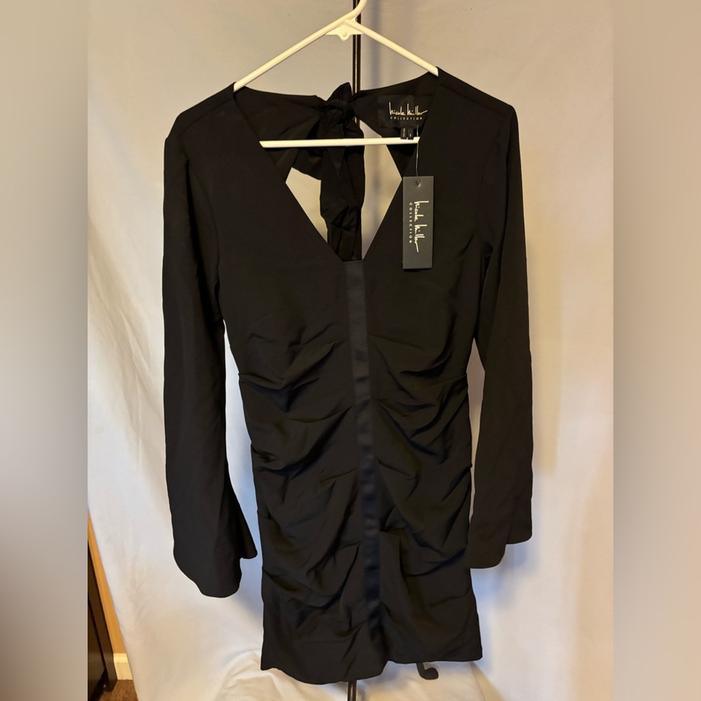 NWT Nicole Miller Black Dress w Ruching, Flare Sleeves and Open Back - Picture 2 of 7